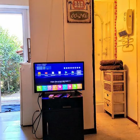 Mini De 13 M2 Avec Terrasse 15 Mn Centre Pensjonat Nîmes
