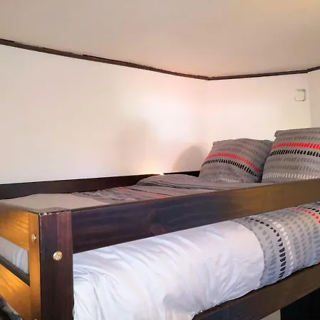 Mini De 13 M2 Avec Terrasse 15 Mn Centre נים